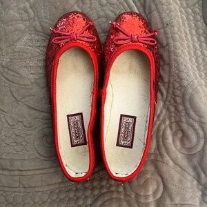 Girls size 2 red sparkle ballet flats